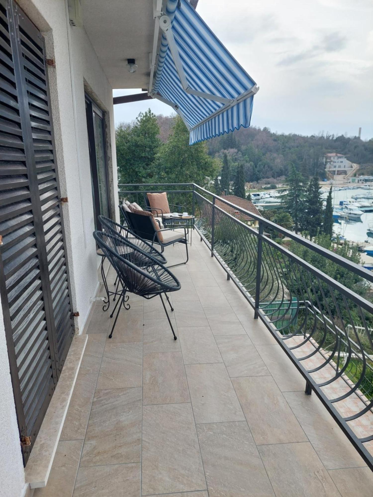 Apartman Marija II オミサリ エクステリア 写真